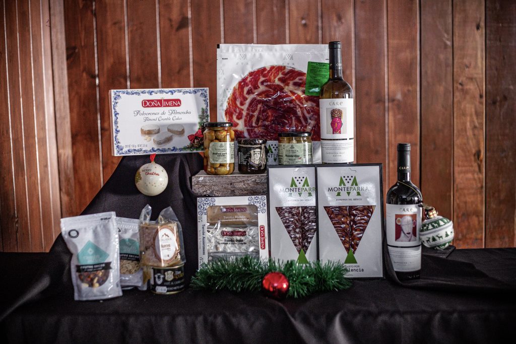 Medium Spanish hamper with CARE wines, Ibérico selection, olives and assorted turrones